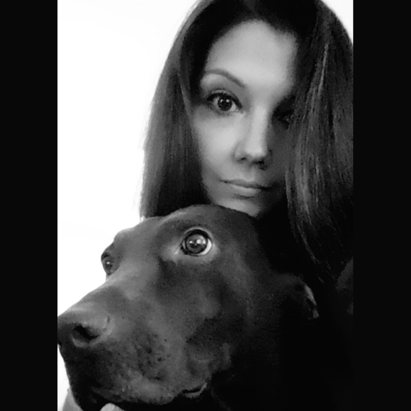 Meet your Posher, Erin - Picture 1 of 1